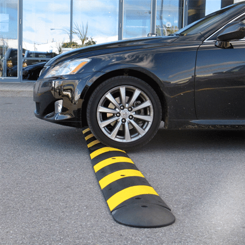 Rubber speed bumps for asphalt